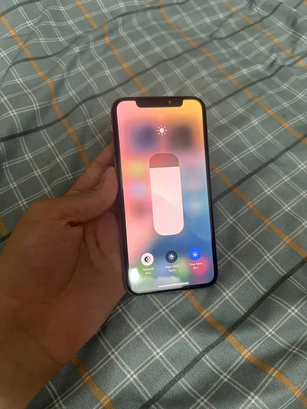 iPhone XS 64 ГБ, золотой 2 iPhone XS 64 ГБ, золотой 2