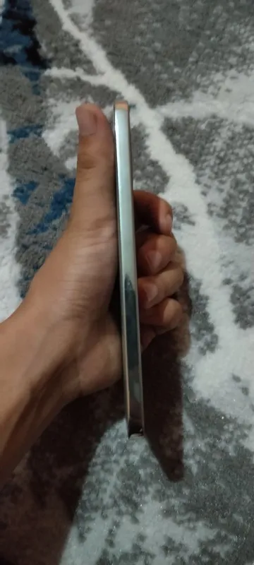 Huawei Nova 13 yengi olganmga 5 kun boldi pul zarurligi uchun sotvomma 3