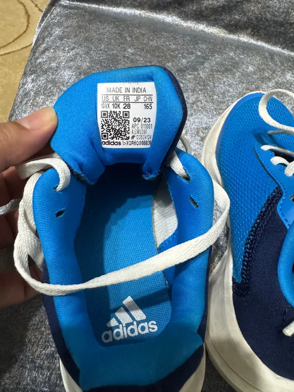 Кроссовки ADIDAS оригинал размер 28 3 Кроссовки ADIDAS оригинал размер 28 3