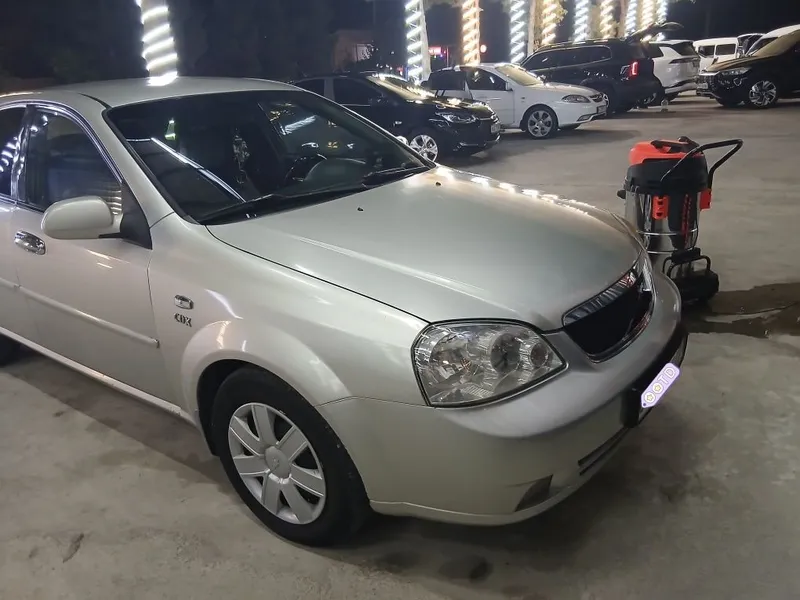 Lasetti 1.8 mashina 2 Lasetti 1.8 mashina 2