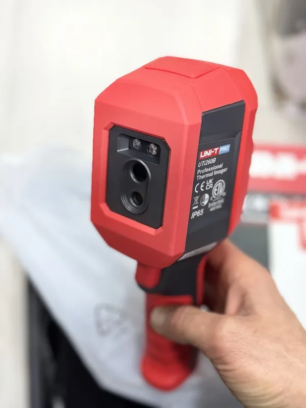 Тепловизор UNI-T UTi260B