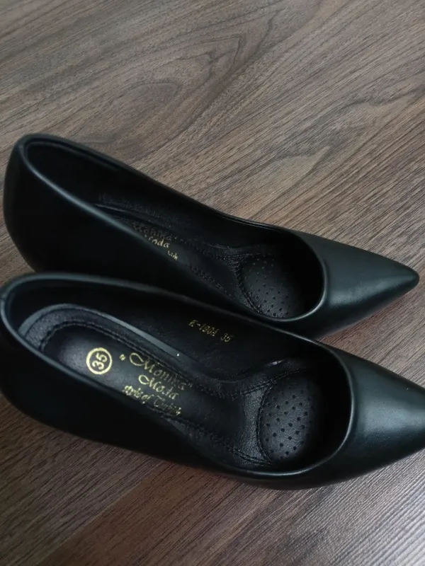 Yangi qora 7sm poshnali tufli .35-razmer — фото 3