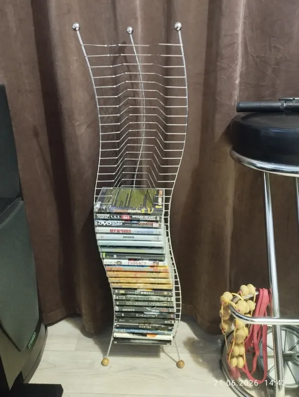 DVD disklar va taglik 1