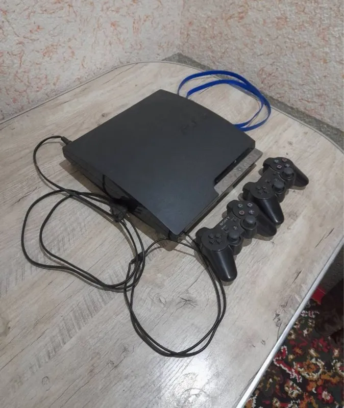 PlayStation 3 slim/300+2 ta pult — фото 1