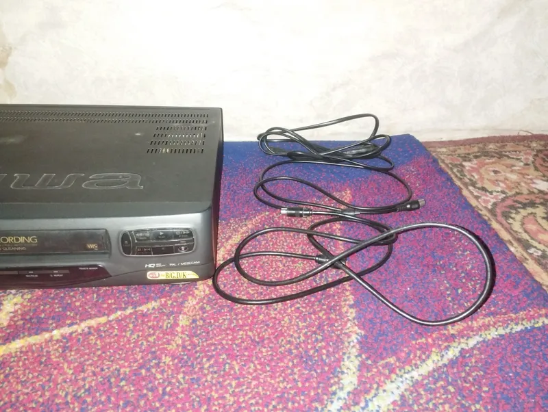 Aiwa HV-C400KER 3