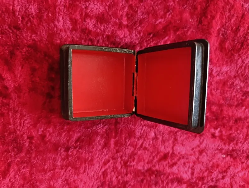 Погоны , шкатулка , подсвечник , свечи декоративные СССР — фото 2 Погоны , шкатулка , подсвечник , свечи декоративные СССР — фото 2