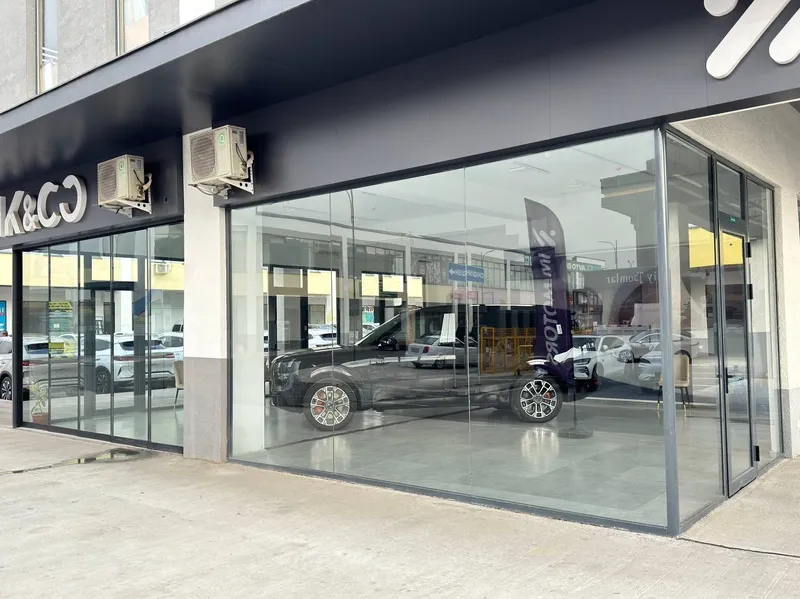 Sotiladi 2 ta do‘kon Indeks Sergeli 44 kvadrat 1