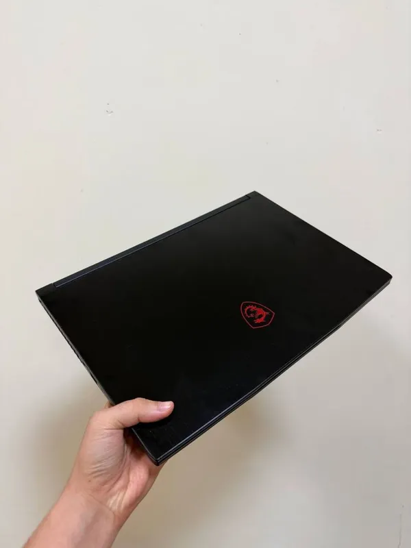 Ноутбук MSI 15,6" 2 Ноутбук MSI 15,6" 2
