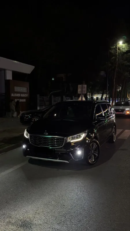 Kia Carnival 2020 Qora Avtomat