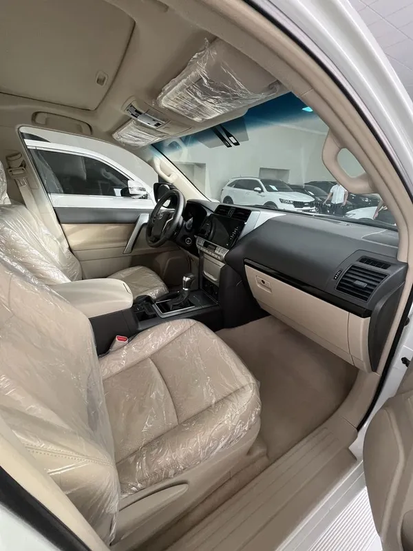 Toyota Land Cruiser Prado 150 — фото 3