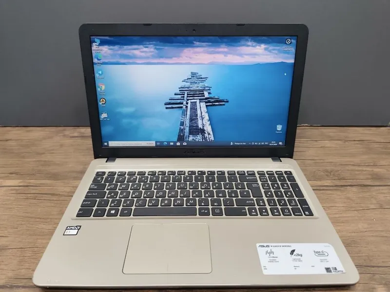 Ноутбук ASUS X540Y (Sonic Master) 1