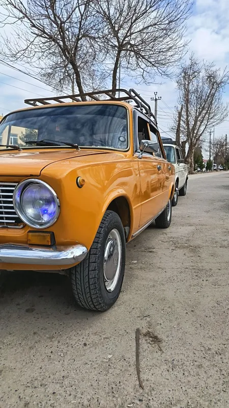 Vaz 01 sotiladi 11 qilingan
