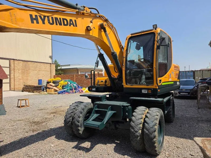 Продается Hyundai ROBEX 140W 2 Продается Hyundai ROBEX 140W 2