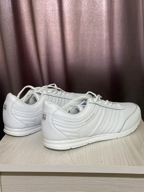 fashion sport oyoq kiyim