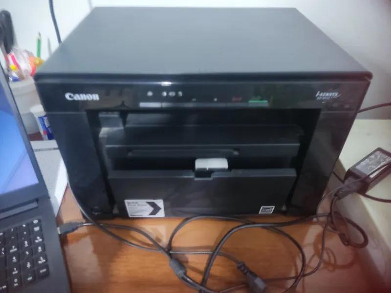 CANON 3010 trivadnom printer — фото 1