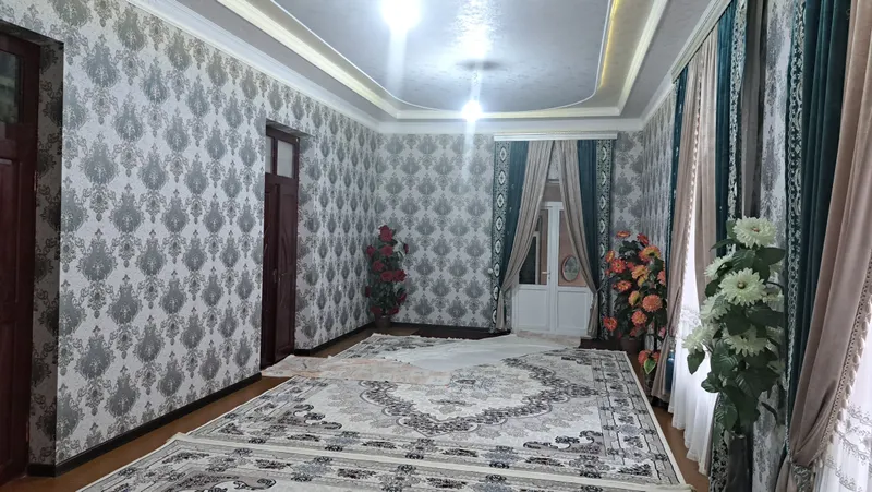 Срочно сотилади дом