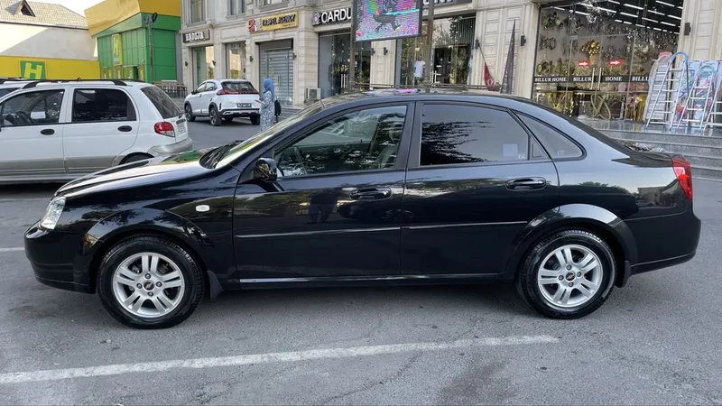 Lasetti 1.8 Qora 2 Lasetti 1.8 Qora 2