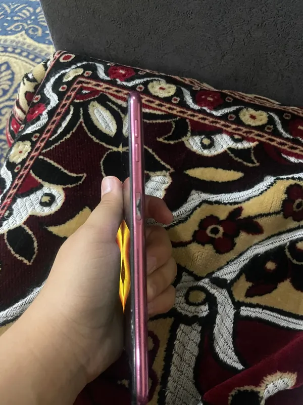 Samsug Galaxy A7 4 Samsug Galaxy A7 4