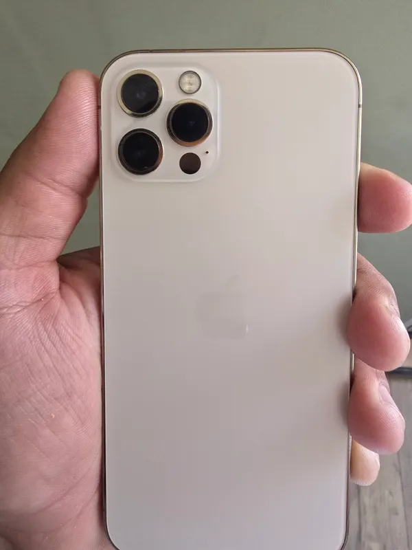iphone 12 pro 4