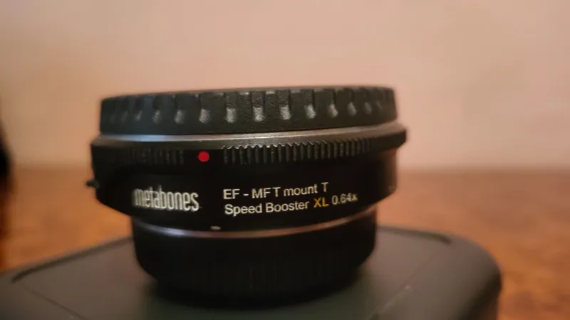 Metabones EF-MFT mount Speed Booster XL 0.64 x 1 Metabones EF-MFT mount Speed Booster XL 0.64 x 1