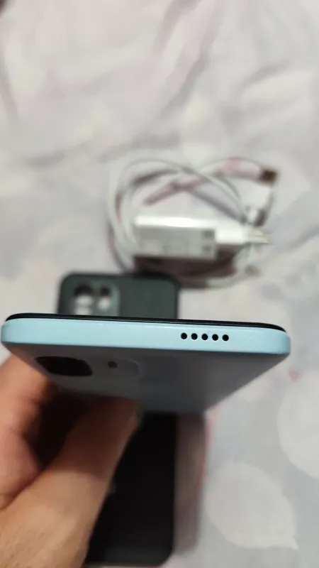 Sotiladi sro'chna Redmi A2+ xolati yaxshi — фото 5