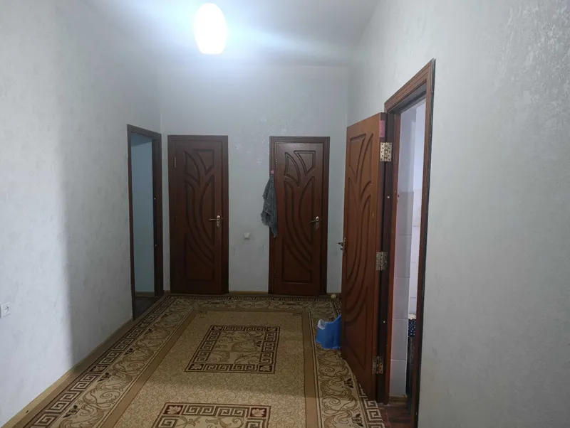 Qarshi Shaxar markazidan 3 xonali kvartira 6