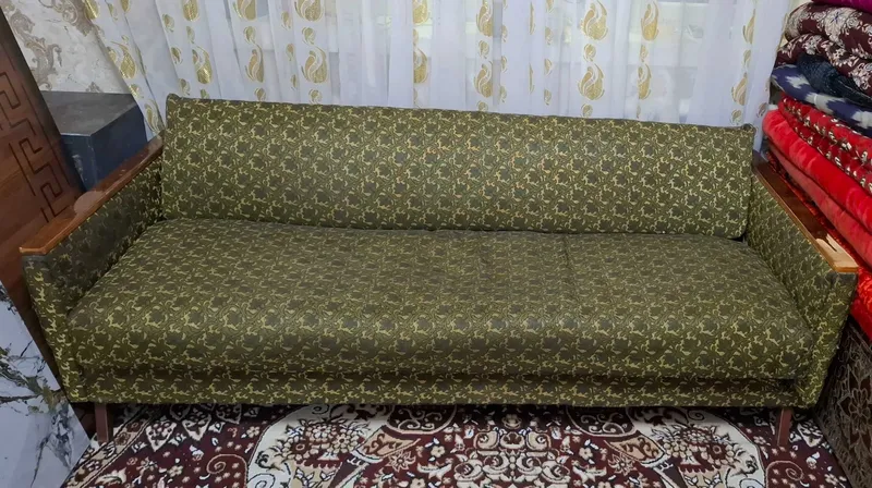 Продаётся раскладной диван-кровать 1 Продаётся раскладной диван-кровать 1
