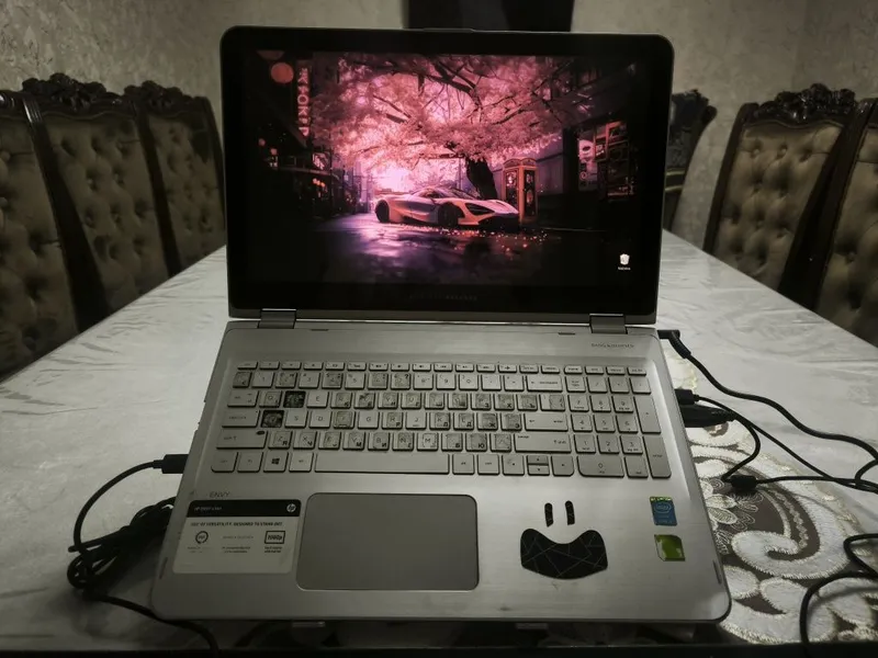 Продаётся HP Envy x360 трансформер (планшет-ноутбук) 4