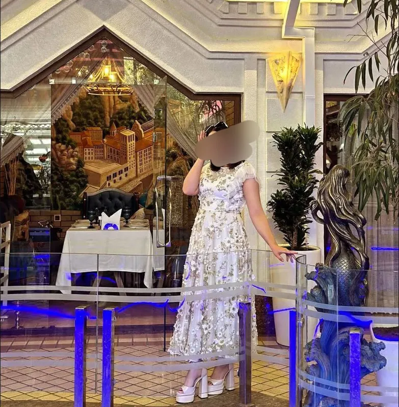 Платье вечерний
