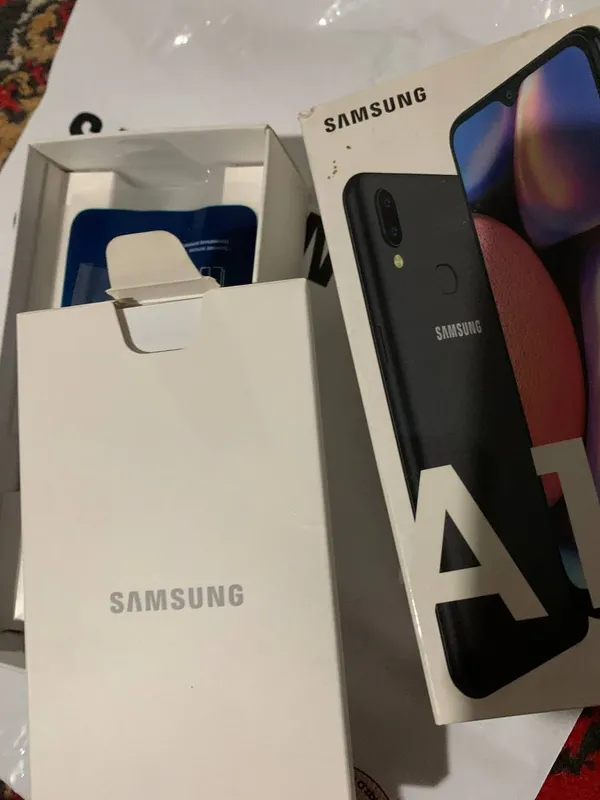 Telefon Samsung A10s 3 ta chexol qoshib beraman — фото 2