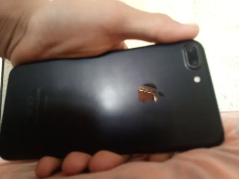 iphone 1 iphone 1