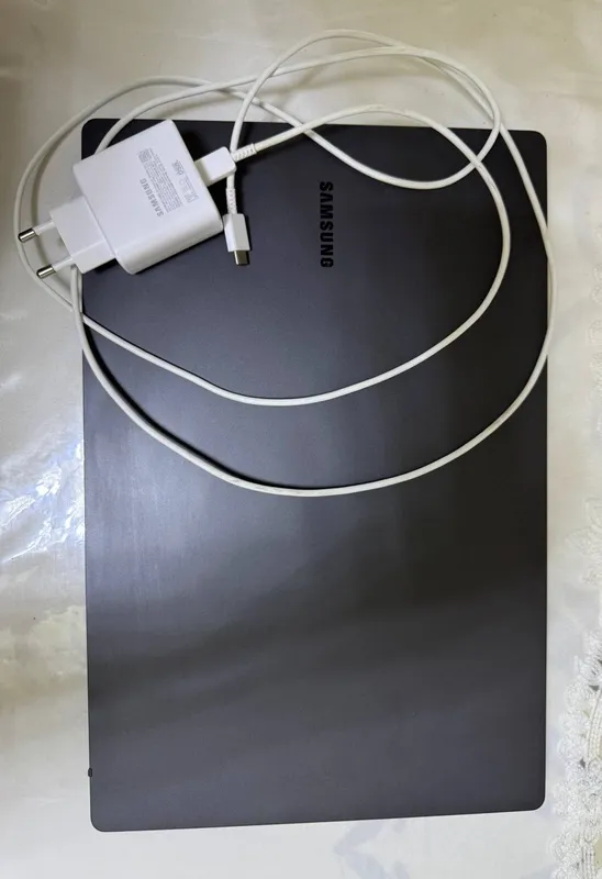 Samsung Galaxy Book2 i3 12th Gen 3