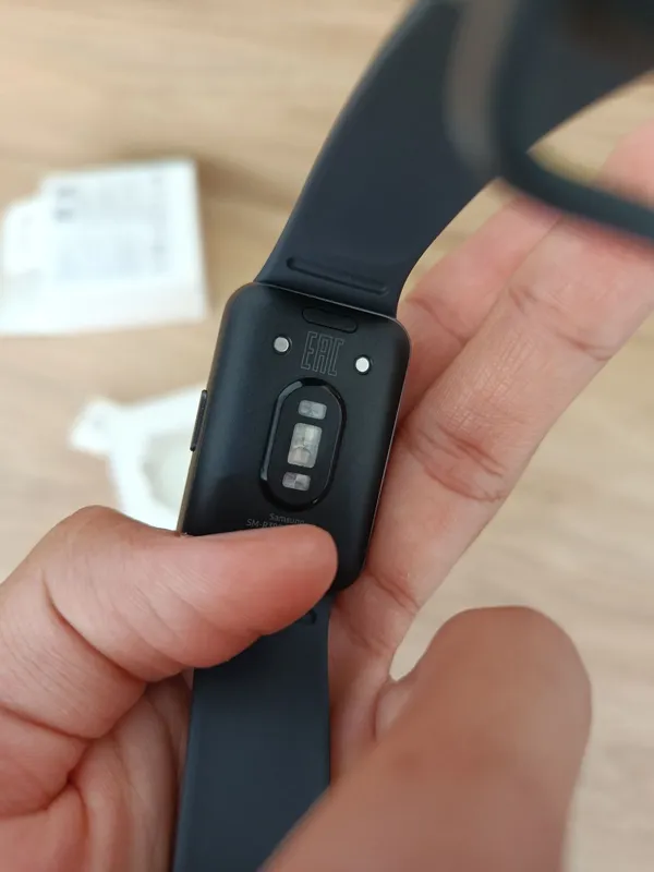 Samsung fit 3 ... 2 Samsung fit 3 ... 2