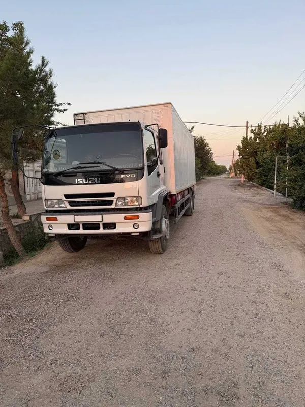 Катта ISUZU сотилади ҳолати зўр