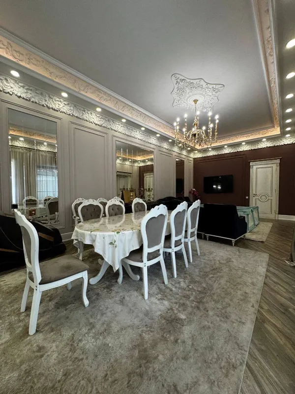 5 xonali kvartira, 380 m2, Yakkasaroy 2