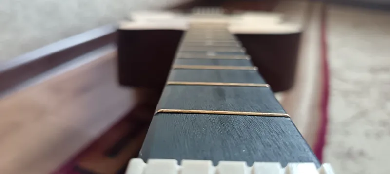Akustik gitara 38dyum classic sim qoshib beraman 3