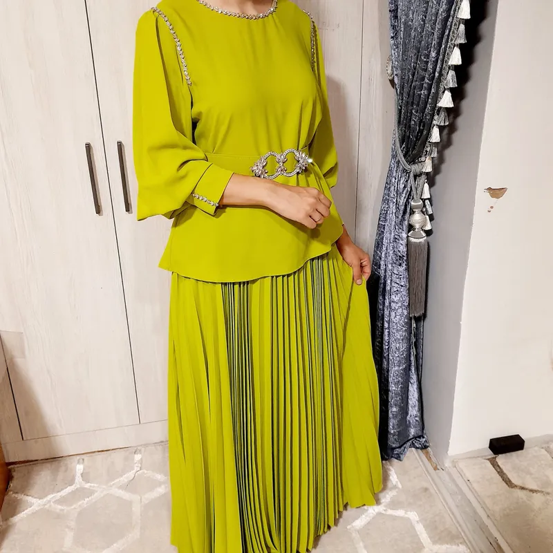 vecherniy koʻylak 1 marta kiyilgan turkiya brend 3 vecherniy koʻylak 1 marta kiyilgan turkiya brend 3