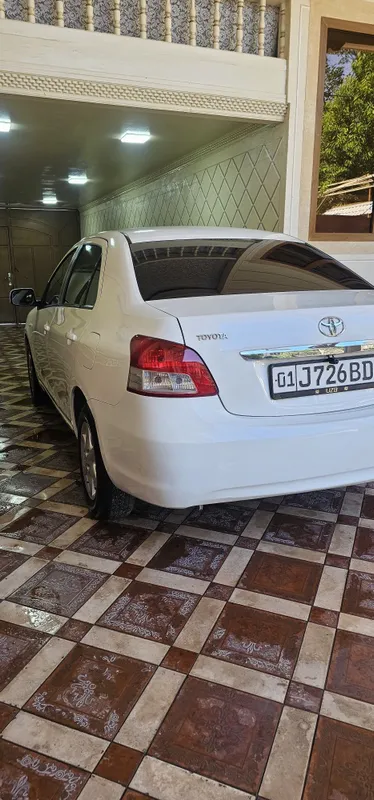 Toyota yaris 1.5 mator avtomat karopka sotiladi — фото 7