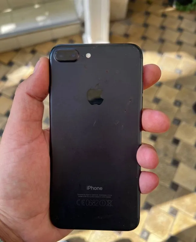 iPhone 7 Plus 1 iPhone 7 Plus 1