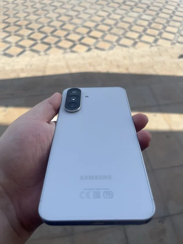 Samsung A56 5G 8/128 GB IDEAL korobka dokument bor