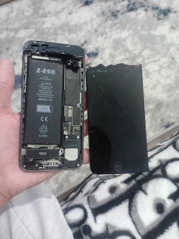 iPhone 7 3