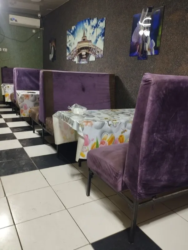 Yumshoq mebil divan kresla
