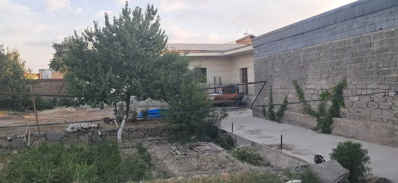 Дом продаётся в городе 5 Дом продаётся в городе 5
