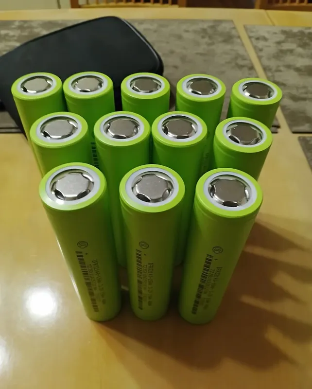 Аккумулятор LiFePO4 32140, 3.2 В, 15 А·ч 1 Аккумулятор LiFePO4 32140, 3.2 В, 15 А·ч 1