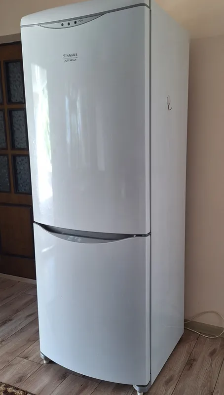 ariston Hotpoint xavo sovitish tizimida ishlovchi 1 ariston Hotpoint xavo sovitish tizimida ishlovchi 1