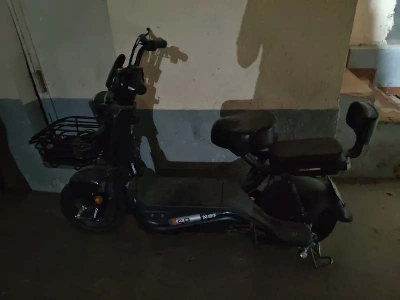 skuter elektron aybi bor akkumlyator qo'yish kerak 2