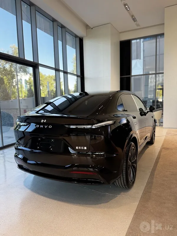 NIO ONVO L60 elektromobil 2 NIO ONVO L60 elektromobil 2