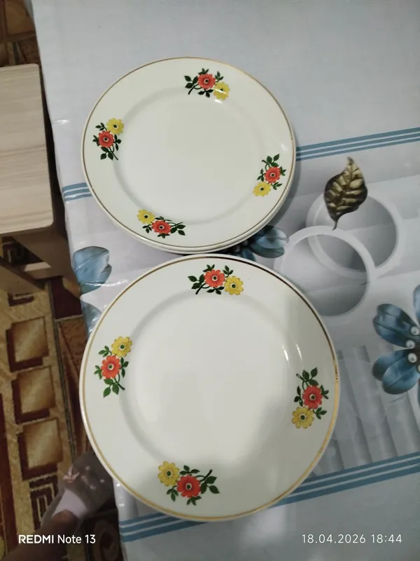 тарелки 6штук