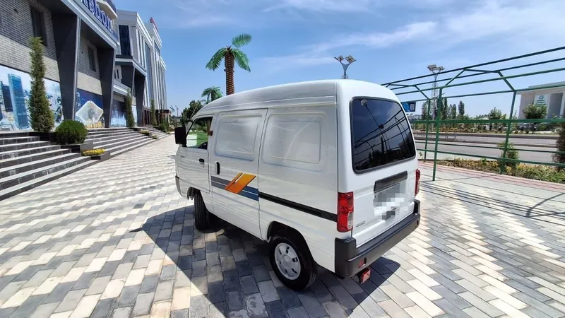 Дамас Ван Damas Van.2025 1