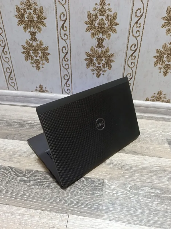 Dell latitude 7420 i5-1145G7 16/256gb xotira 1 Dell latitude 7420 i5-1145G7 16/256gb xotira 1